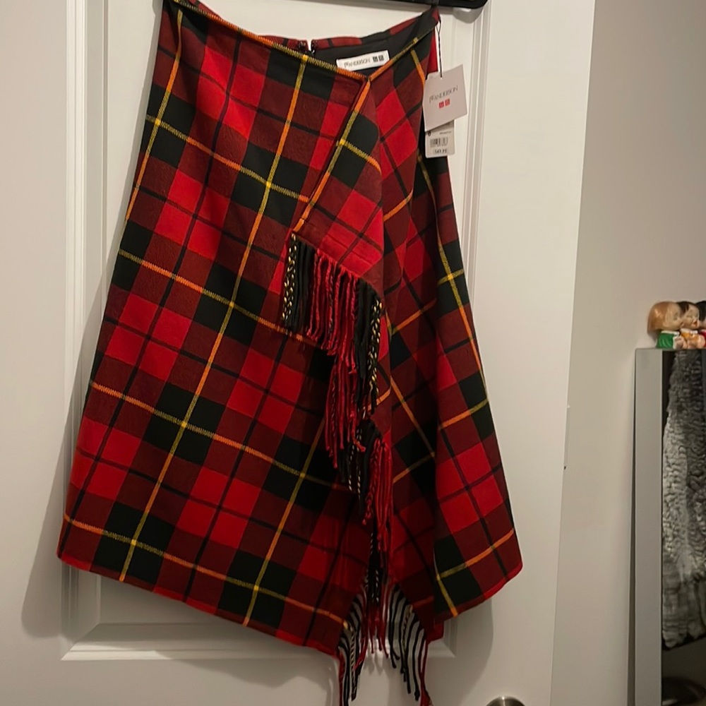 NWT JW Anderson x Uniqlo fringe plaid skirt. US sz 8. Never worn.